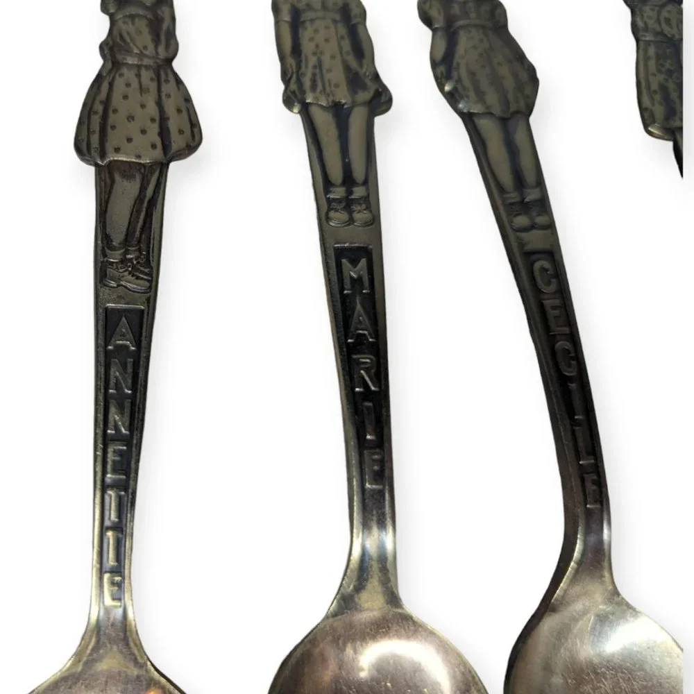 Vintage Dionne Quintuplets Silver Plated Spoon Set